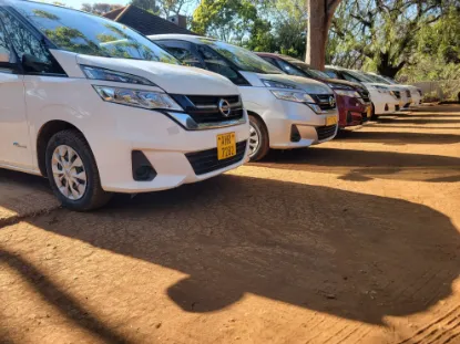 Picture of 7/8 seaters for hire ( C27 ) ||| From