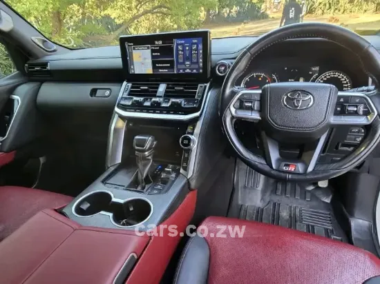 Picture of Toyota Land Cruiser 2022