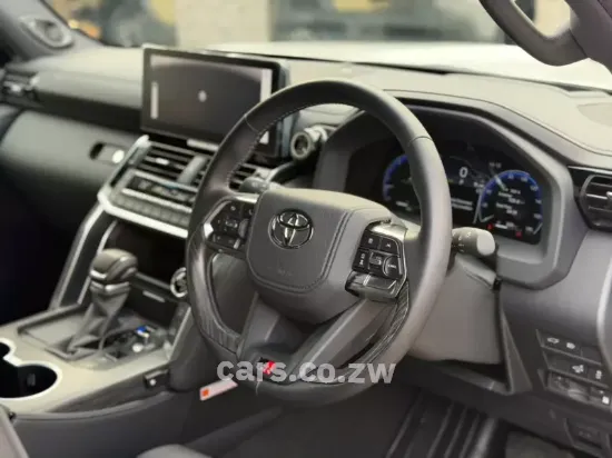 Picture of Toyota Land Cruiser 2023