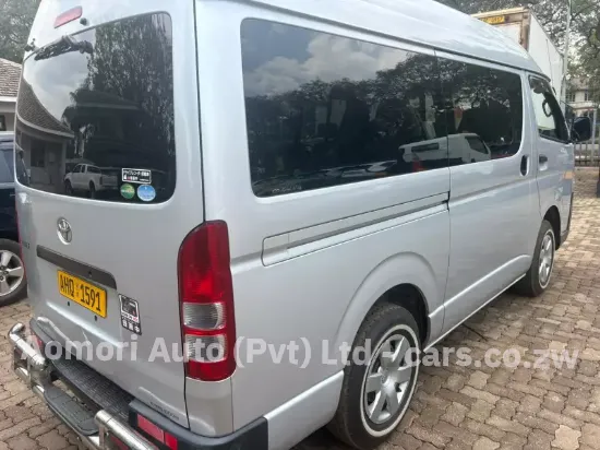 Picture of Toyota Hiace 2020