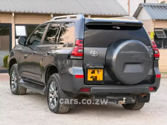 Picture of Toyota Prado 2020