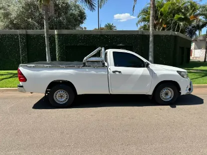Picture of Toyota Hilux. 2017