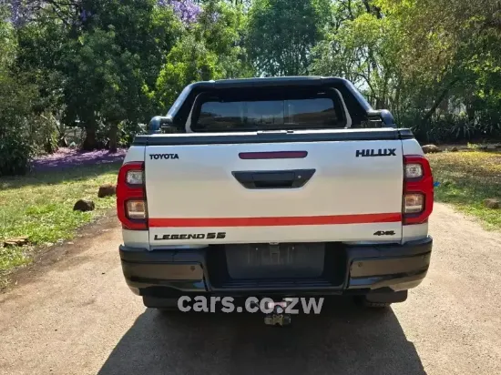 Picture of Toyota Hilux 2025