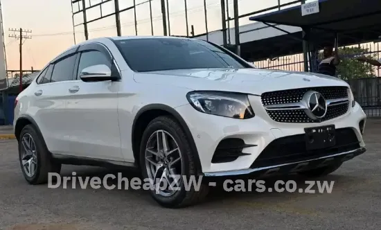 Picture of Mercedes Benz GLC 2017