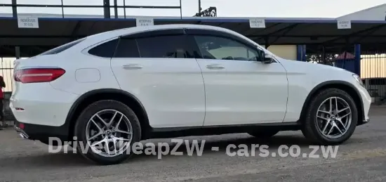 Picture of Mercedes Benz GLC 2017