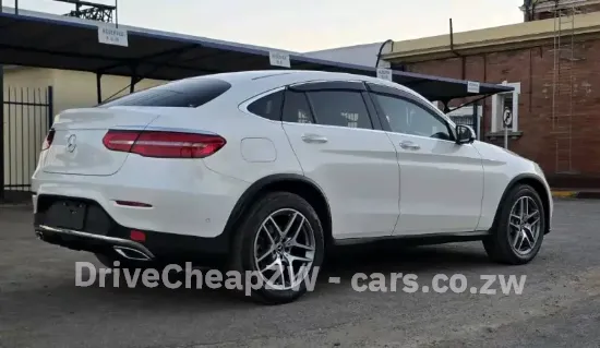 Picture of Mercedes Benz GLC 2017