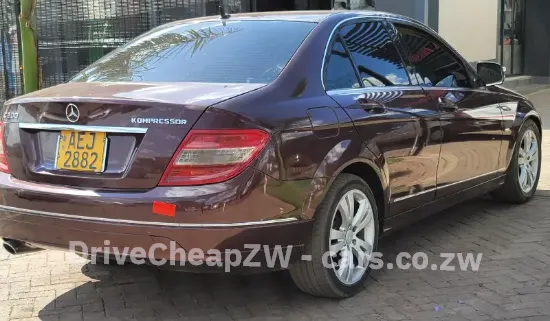 Picture of Mercedes Benz C-Class 2009