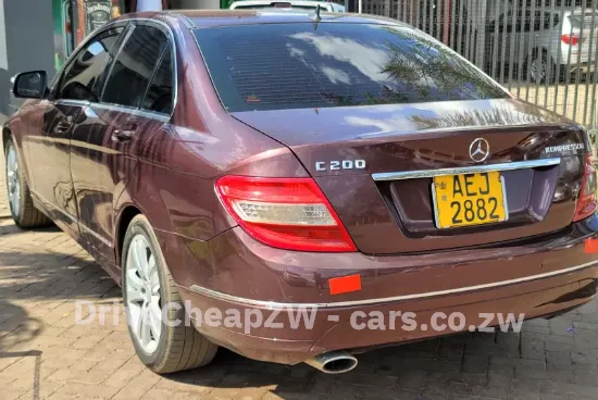 Picture of Mercedes Benz C-Class 2009