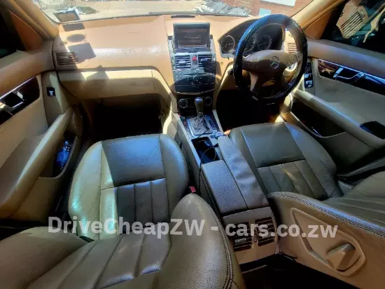Picture of Mercedes Benz C-Class 2009
