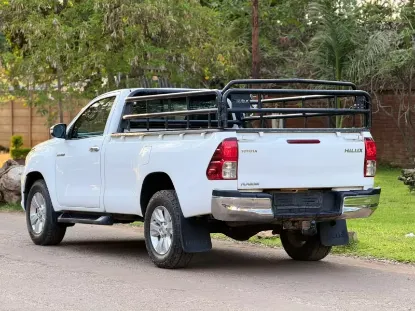 Picture of Toyota Hilux 2018