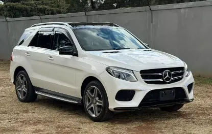 Picture of Mercedes Benz GLE 2017