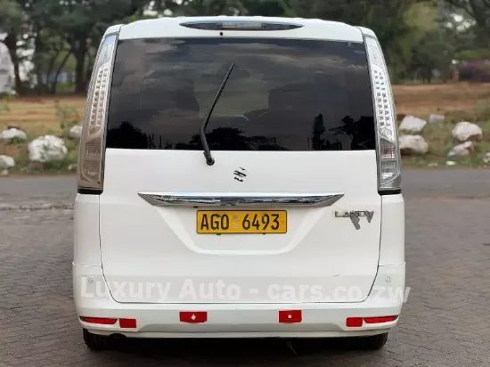 Picture of Suzuki 2015