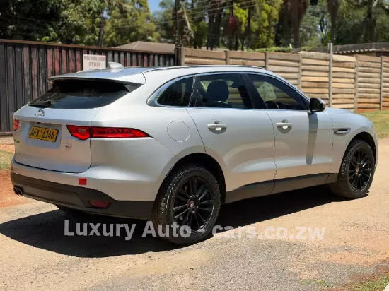 Picture of Jaguar F-Pace 2017