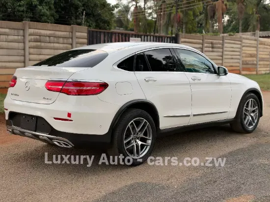 Picture of Mercedes Benz GLC 2018