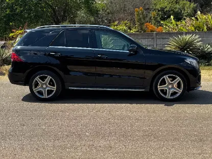 Picture of Mercedes Benz GLE 2016