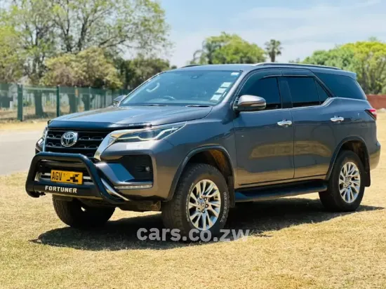 Picture of Toyota Fortuner 2021