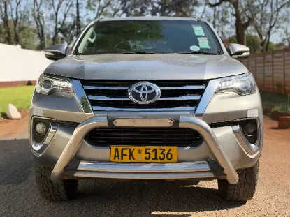 Picture of Toyota Fortuner 2017